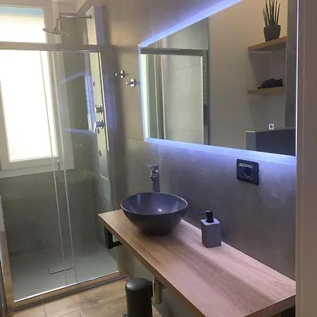 Nibu - Comodo A Tutto, Anche A Chiara Apartment