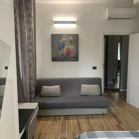 Apartment Nibu - Comodo A Tutto, Anche A Chiara *